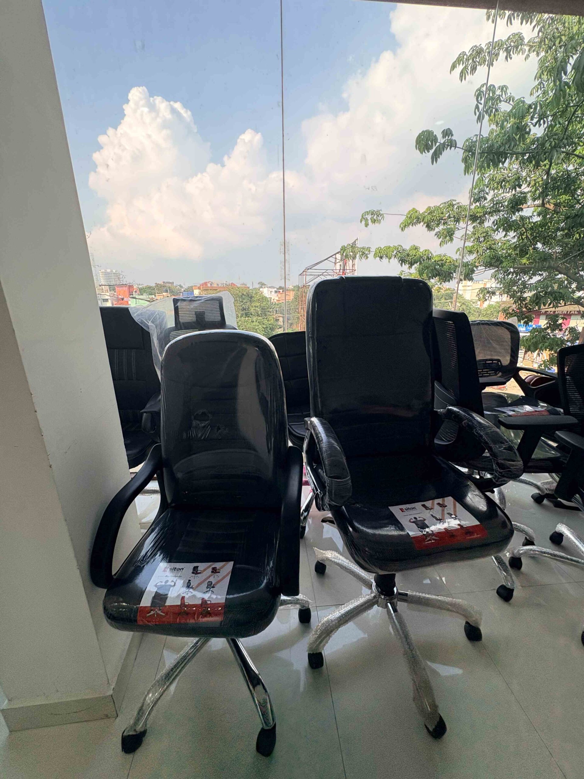 Modern Revolving Office Chair